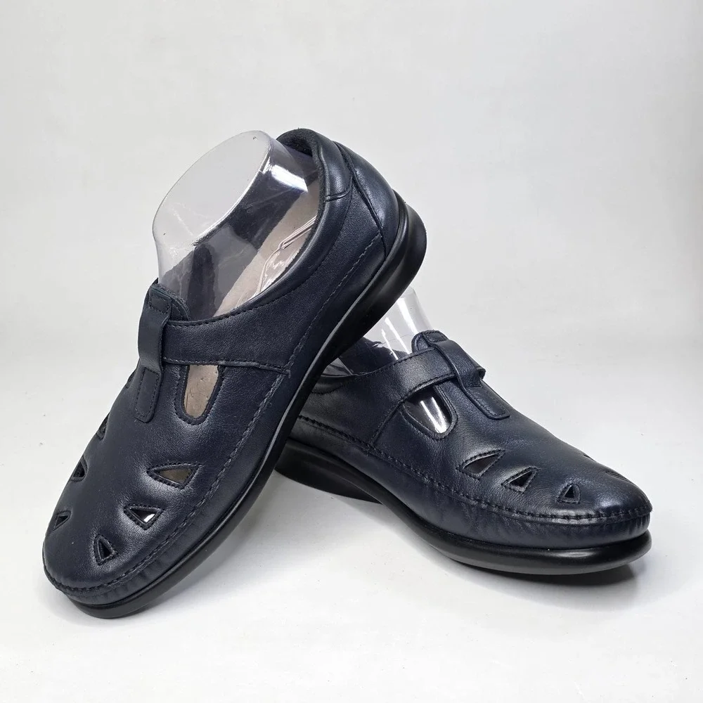 SAS Roamer Tripad Sandals Women's 8.5 WW Extra Wide Navy Leather T-Strap Shoes